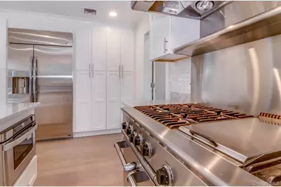 19 Barns Lane, East Hampton, NY 11937 - Photo 14