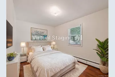 247 Woods Road, North Babylon, NY 11703 - Photo 22