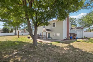 247 Woods Rd, North Babylon, NY 11703 - Photo 40