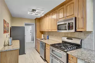 18-40 211th St, Bayside, NY 11360 - Photo 14