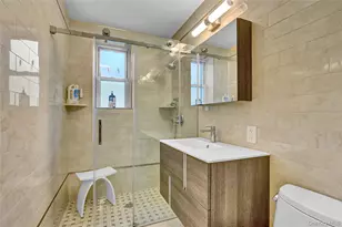 18-40 211th St, Bayside, NY 11360 - Photo 18