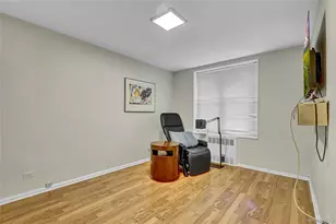 18-40 211th St, Bayside, NY 11360 - Photo 16