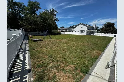 Clocks Boulevard, Massapequa, NY 11758 - Photo 14