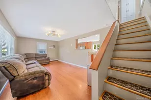 301 Center Bay Dr, West Islip, NY 11795 - Photo 12