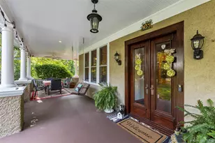38 Cedar St, Stony Brook, NY 11790 - Photo 4