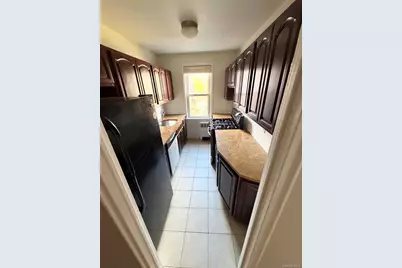 1537 Central Park Avenue #E8, Yonkers, NY 10710 - Photo 10