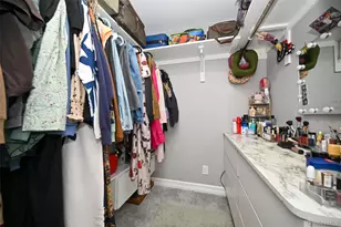 1061 Fordham Ln, Woodmere, NY 11598 - Photo 18