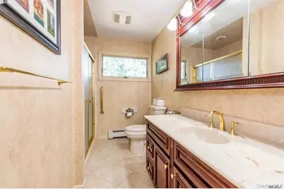 16 Maryanne Ave, Port Jefferson Station, NY 11776 - Photo 10