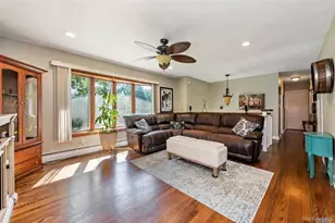 16 Maryanne Ave, Port Jefferson Station, NY 11776 - Photo 2