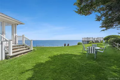 5218 Peconic Bay Boulevard, Laurel, NY 11948 - Photo 18