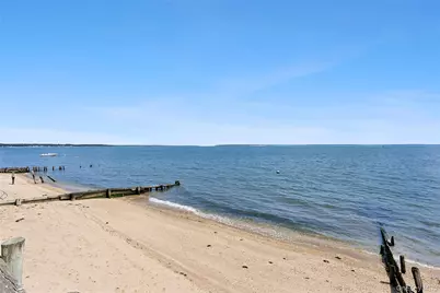 5218 Peconic Bay Boulevard, Laurel, NY 11948 - Photo 20