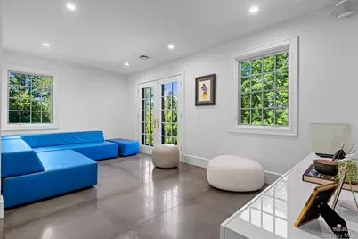 32 Wildwood Drive, Great Neck, NY 11024 - Photo 24