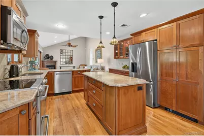 15 Bonnie Drive, Northport, NY 11768 - Photo 12