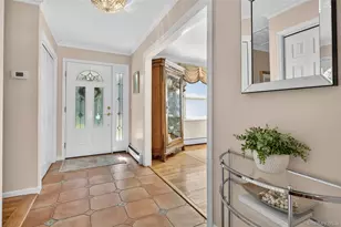 15 Bonnie Dr, Northport, NY 11768 - Photo 4