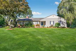 15 Bonnie Dr, Northport, NY 11768 - Photo 2