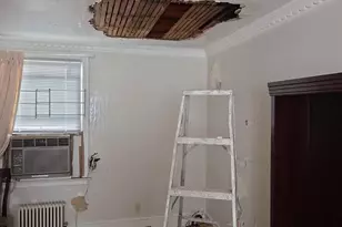 52-05 Robinson St, Flushing, NY 11335 - Photo 6