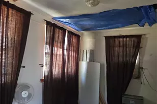 52-05 Robinson St, Flushing, NY 11335 - Photo 18