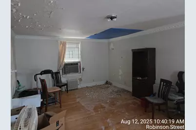 52-05 Robinson St, Flushing, NY 11335 - Photo 16