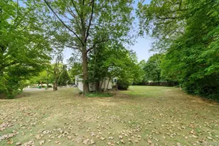 101 Cresthill Rd, Yonkers, NY 10710 - Photo 26