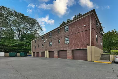 219-37 75th Avenue #160A2, Oakland Gardens, NY 11364 - Photo 18