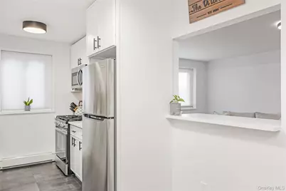 101 Clinton Avenue #1A, Mineola, NY 11501 - Photo 12