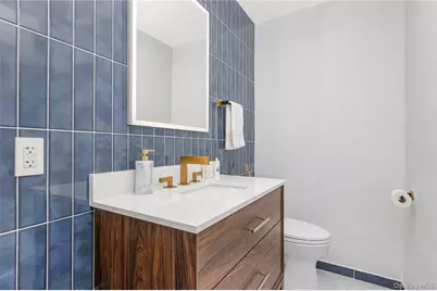 101 Clinton Avenue #1A, Mineola, NY 11501 - Photo 14
