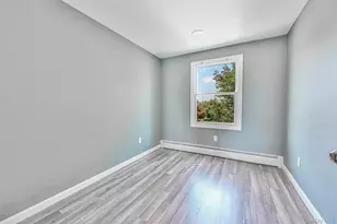 19 Griddle Ln, Levittown, NY 11756 - Photo 12