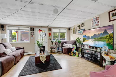 120 Avenue C, Holbrook, NY 11741 - Photo 34