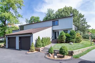 272 Birch Ln, Irvington, NY 10533 - Photo 2