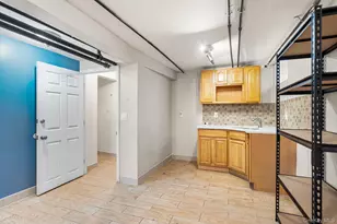 69-21 78th St, Middle Village, NY 11379 - Photo 20