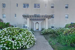 138-11 Beach Channel Dr, Rockaway Park, NY 11694 - Photo 12