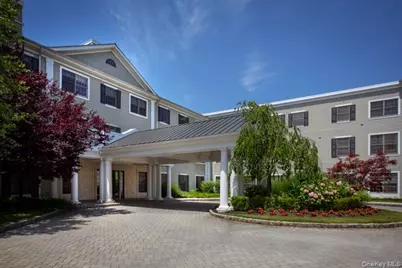 61 Bryant Avenue #106, Roslyn, NY 11576 - Photo 2