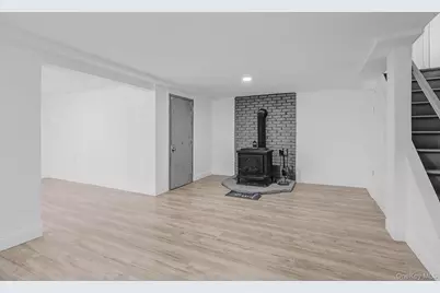 21 Yucca Road, Rocky Point, NY 11778 - Photo 32