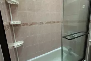 141-08 Rockaway Blvd, Jamaica, NY 11436 - Photo 10