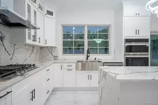 12 Hoover Ln, Bethpage, NY 11714 - Photo 14