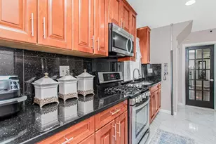 3992 Rombouts Ave, Bronx, NY 10466 - Photo 10