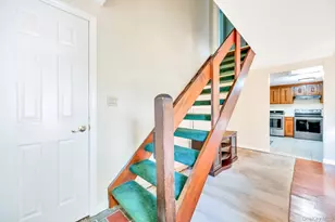 75 White Pine Way, Medford, NY 11763 - Photo 12