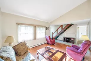 75 White Pine Way, Medford, NY 11763 - Photo 10