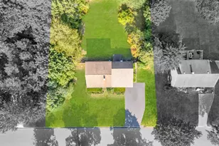 75 White Pine Way, Medford, NY 11763 - Photo 6