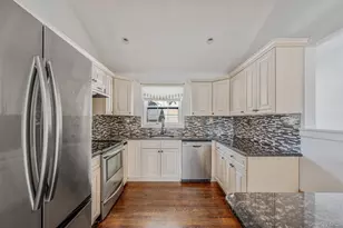 1537 1st St, West Babylon, NY 11704 - Photo 8