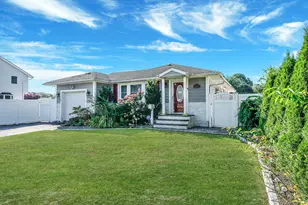 1537 1st St, West Babylon, NY 11704 - Photo 2