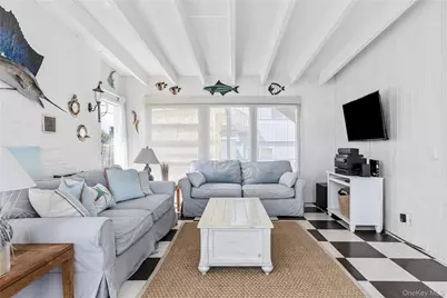 59 Laurel Avenue, Seaview, NY 11770 - Photo 4