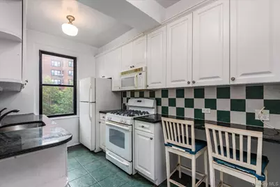 72 Park Terrace West W #E67, New York, NY 10034 - Photo 12