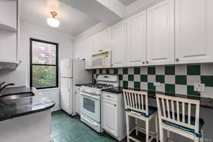 72 Park Terrace West W, New York, NY 10034 - Photo 12