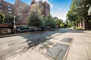 1540 Unionport Rd, Bronx, NY 10462 - Photo 6