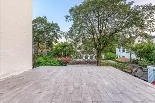 11-42 Welling Ct, Astoria, NY 11102 - Photo 22