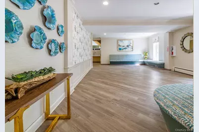 120 Morris Avenue #A19, Rockville Centre, NY 11570 - Photo 4