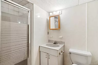 79 Elizabeth Drive, Bethpage, NY 11714 - Photo 18
