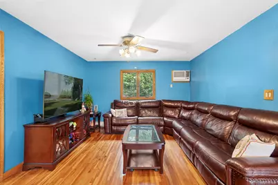 79 Elizabeth Drive, Bethpage, NY 11714 - Photo 6