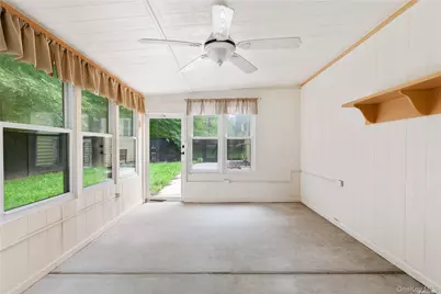 110 E Bartlett Road, Middle Island, NY 11953 - Photo 24